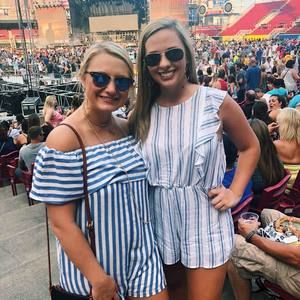 Meet your Posher, Bethany